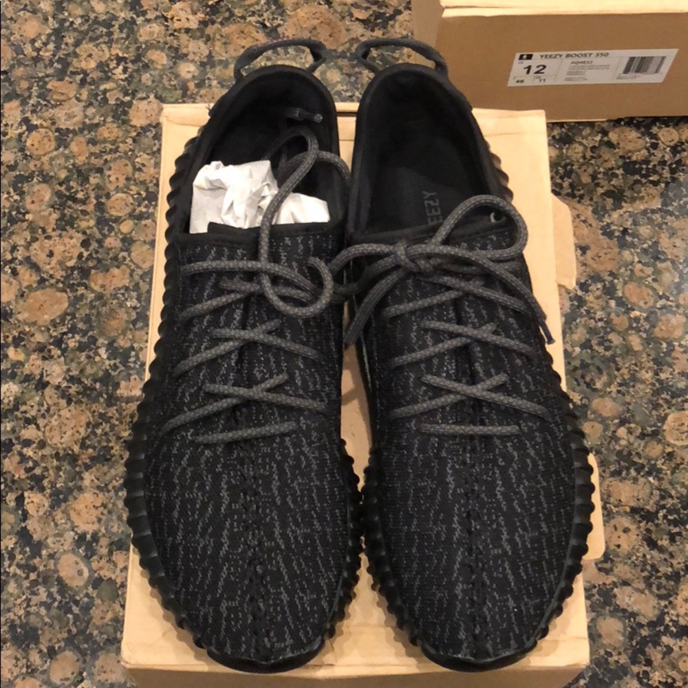 Yeezy Boost 350 Black